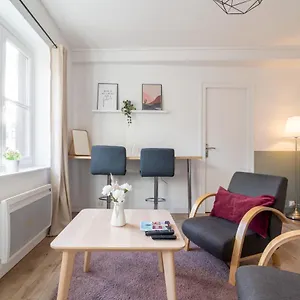 Hypercentre Stations Superb Apartment! Apartment