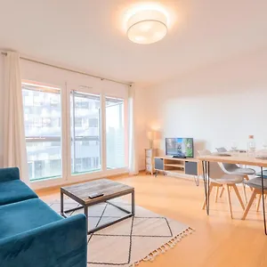 Spacious With Parking And Balcony! Apartment